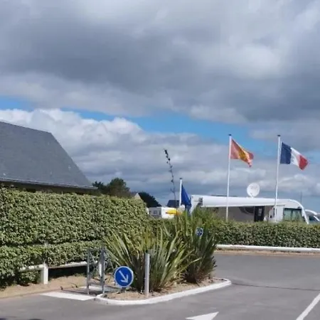 Zecamping 3 Etoiles Restaurant Et Aire De Jeux Proche Ocean Campsite