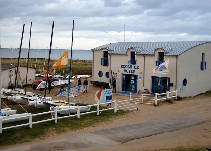 Zecamping 3 Etoiles Restaurant Et Aire De Jeux Proche Ocean Quinéville